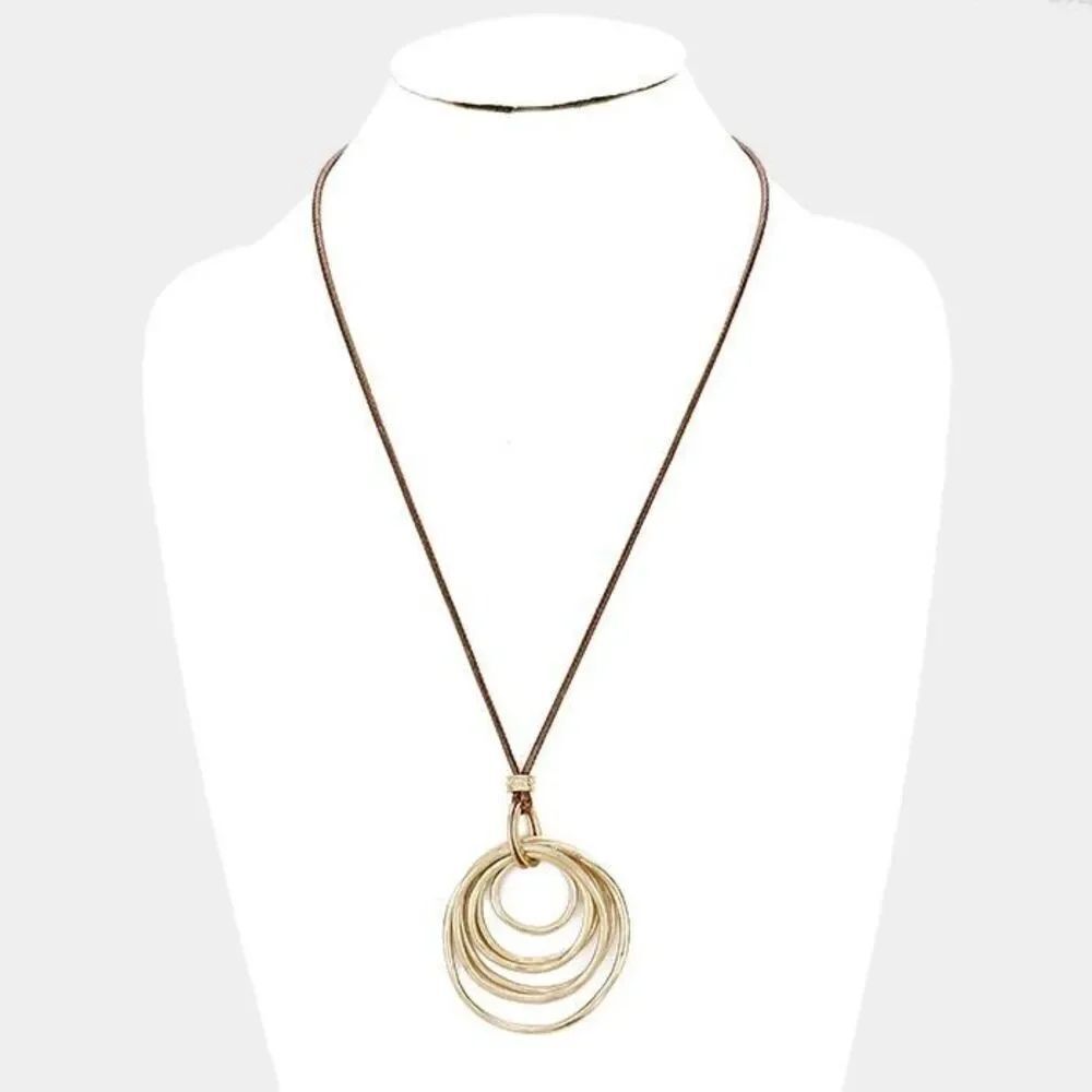 New Womens Boutique Worn Gold Layered Metal Hoop Pendant Long Necklace